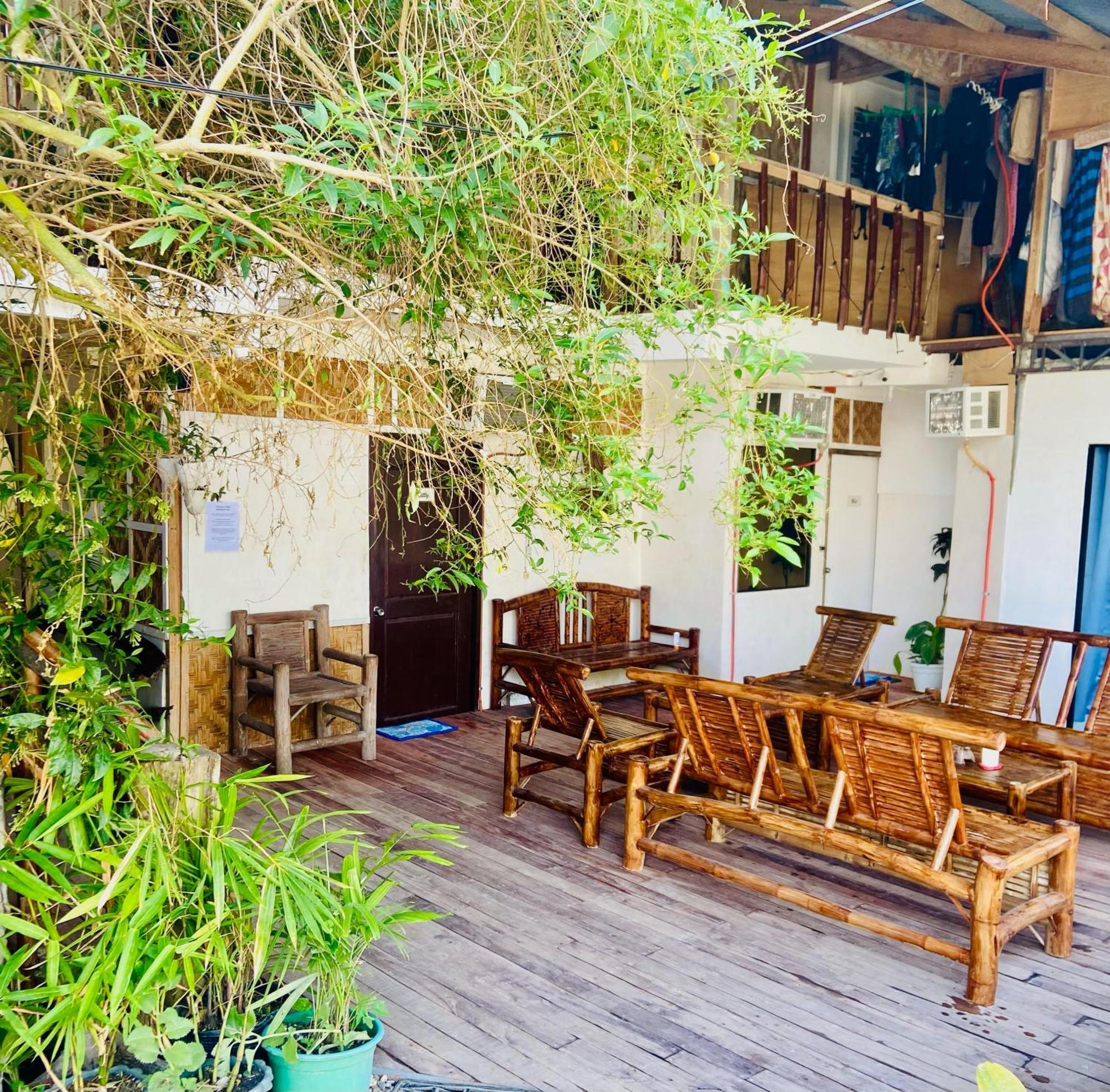 Babu Backpackers Inn Moalboal Εξωτερικό φωτογραφία